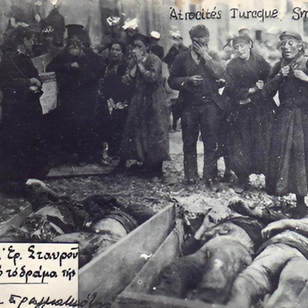 Greek civilians mourn their dead. Smyrna 1922.
